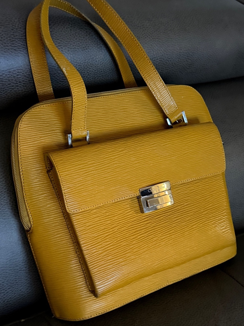 Vintage Charles Calfun Stylish Mustard Yellow Women's Leather Satchel